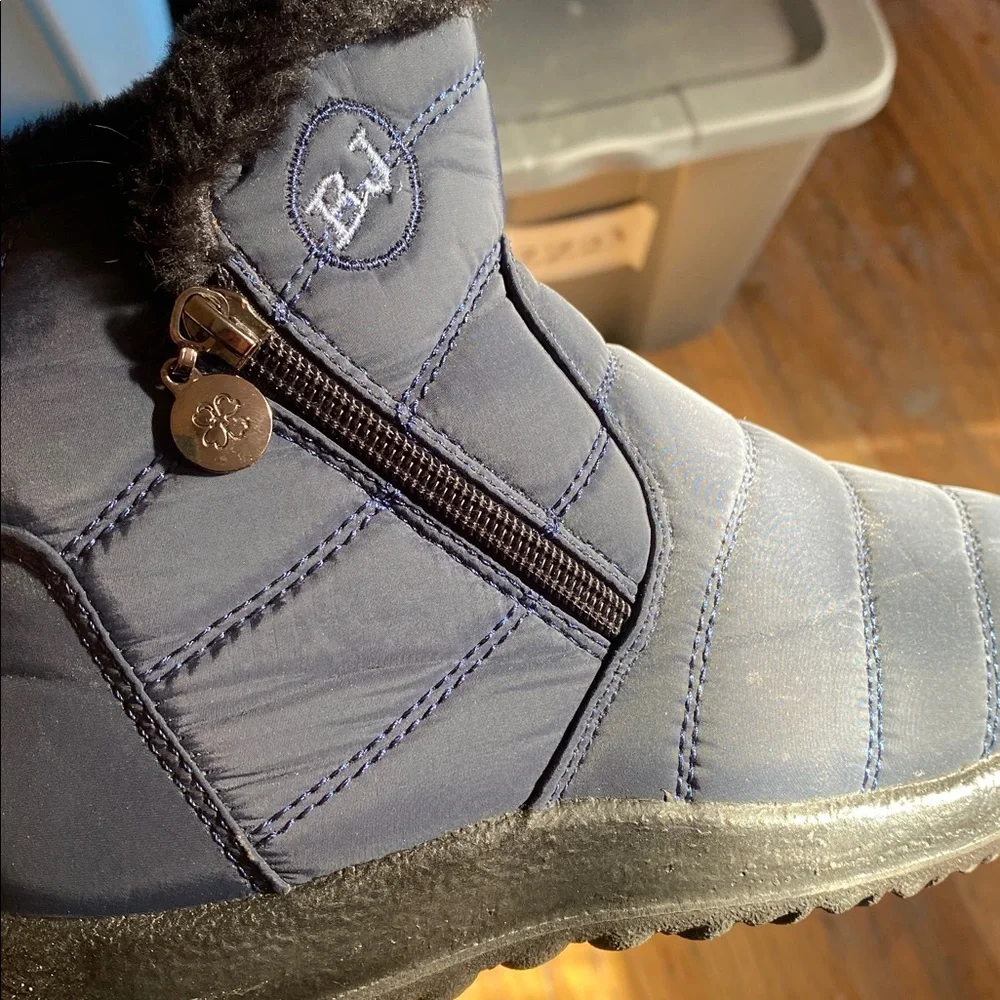N/A stay warm